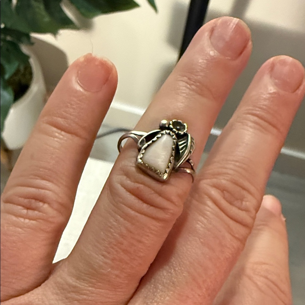 Artisan sterling Silver and pink agate quartz‎ Stone Ring pear or angel 5